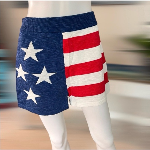 DAY & MOON patriotic light knit flag shorts size SMALL - Picture 4 of 4